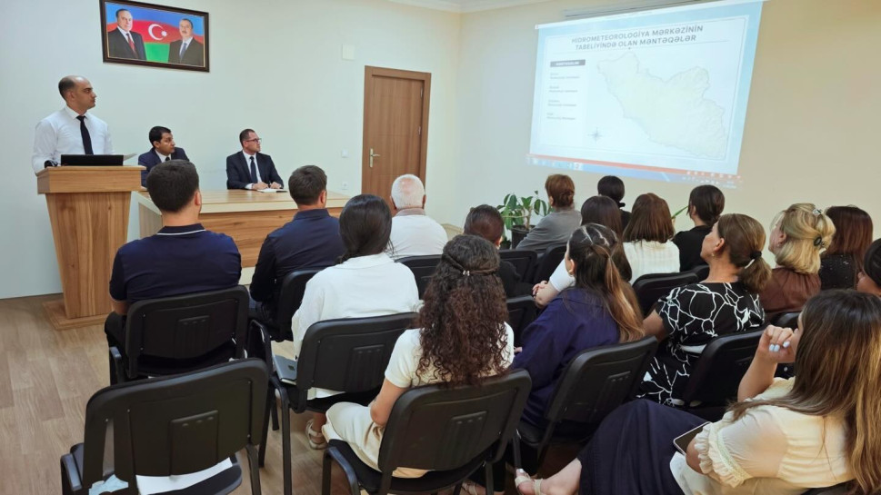 Hidrometeorologiya Mərkəzində “Meteoroloji müşahidə məlumatlarının alınması və ötürülməsi” mövzusunda təlim keçirilmişdir