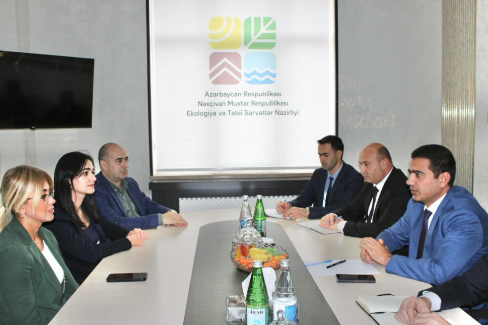 Xanlar Mustafayev Qlobal Ekologiya Fondunun (QEF) 8-ci maliyyə dövrü çərçivəsində biomüxtəlifliyin qorunması layihəsi üzrə nümayəndə heyəti ilə görüşüb