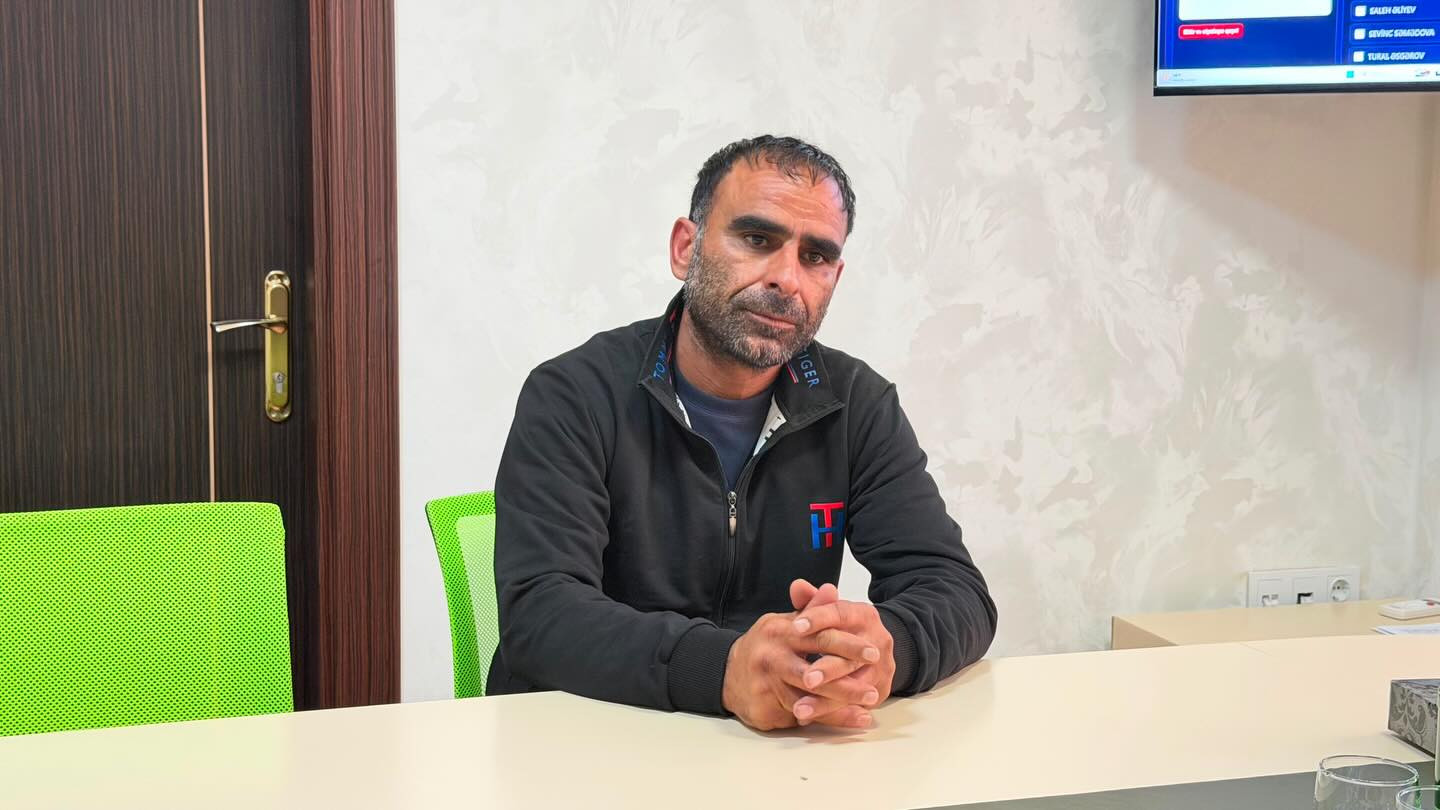 Naxçıvan Muxtar Respublikasının ekologiya və təbii sərvətlər naziri Xanlar Mustafayev 22 oktyabr 2026-cı il tarixdə Nazirliyin inzibati binasında vətəndaşları qəbul edib 4